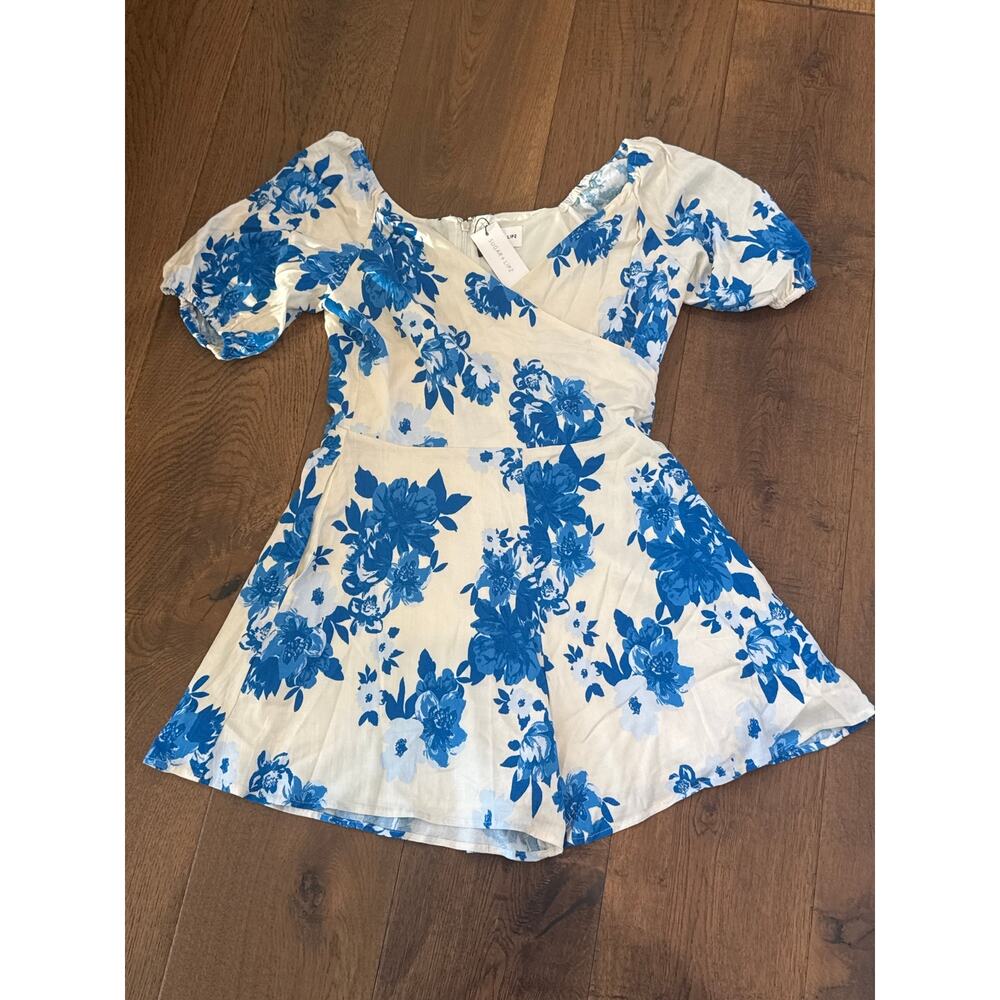 NWT Sugar Lips Blue Cute Floral Wrap Puff Sleeve Romper Women Size Medium